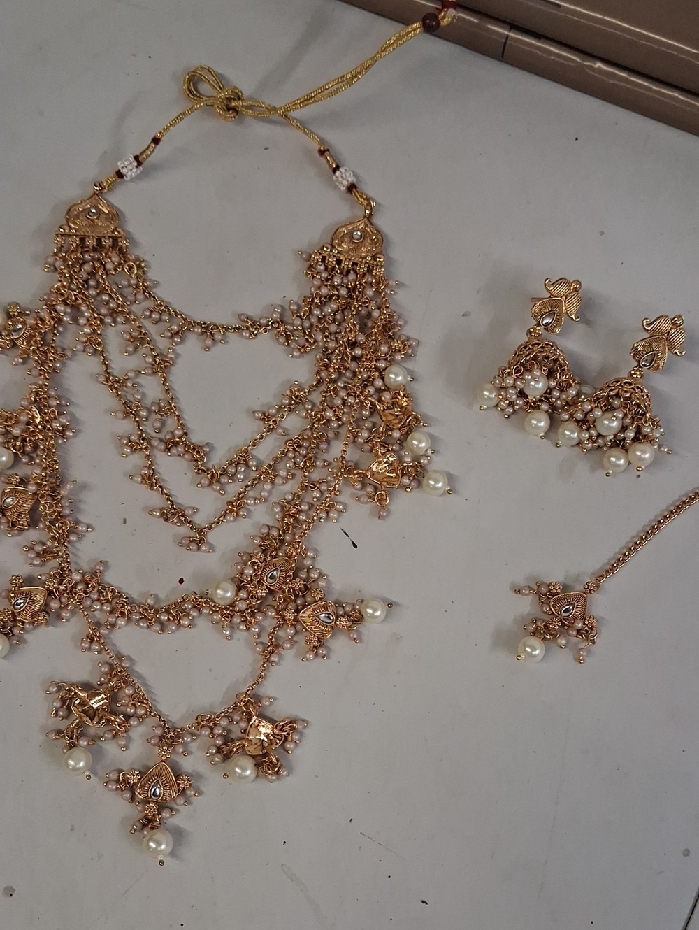 NWT Traditional Gold & Pearl Kundan Necklace Set